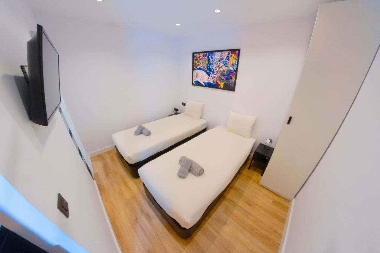 Modern Haven For Urban Explorers By Rems Málaga Kültér fotó